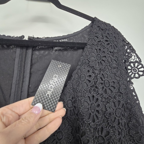 NEW City Chic Embroidered Playsuit Lace Vibe Jumpsuit Womens XL Black Mini Lined - Picture 4 of 11